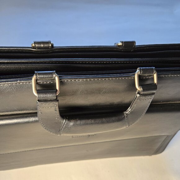 Bugatti Black Leather Briefcase - Picture 8 of 16